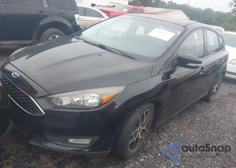 2017 Ford Focus Sel z USA, uszkodzony, nr VIN 1FADP3M26HL330882